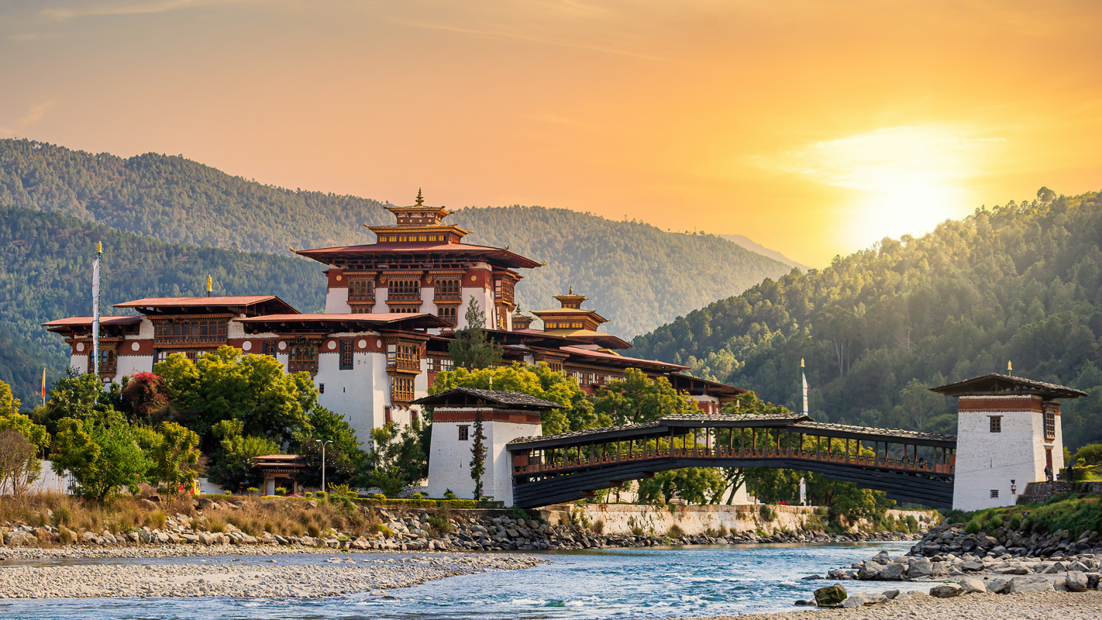 Trải nghiệm sống chậm Bhutan - Xu hướng du lịch chữa lành mới nhất 2026 