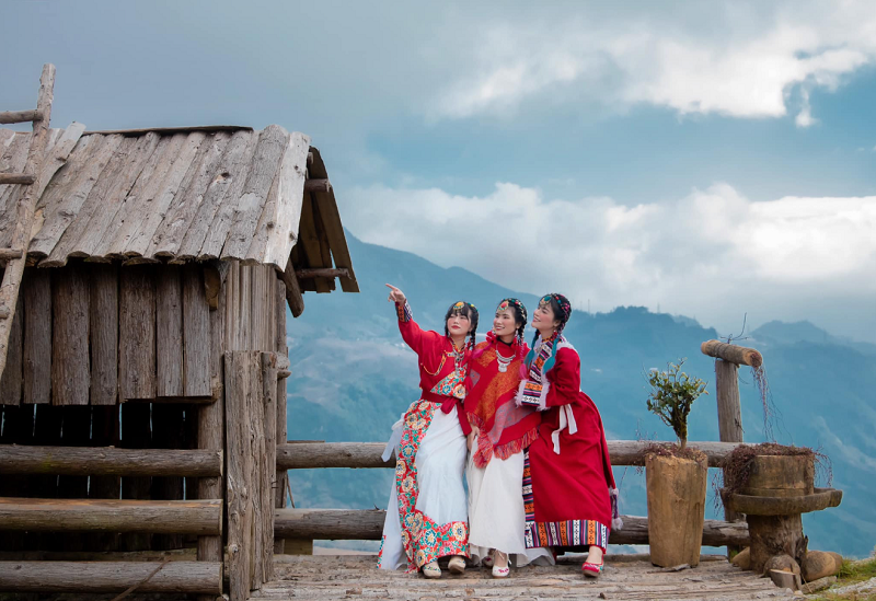 ÔNG HOÀNG BẢY – LÀO CAI - SAPA- PHANXIPANG>