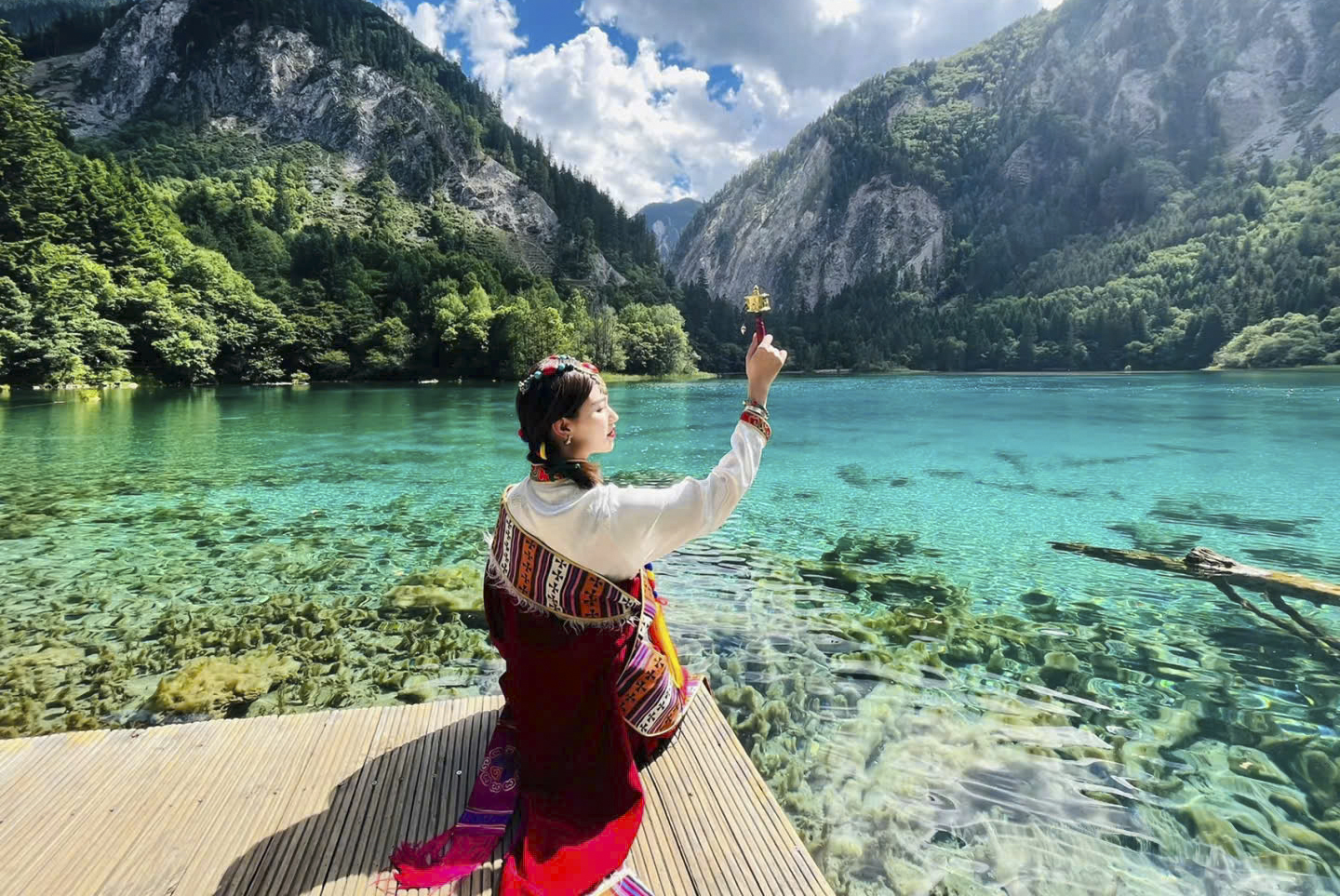 KHÁM PHÁ VẺ ĐẸP TỨ XUYÊN 6N5Đ>