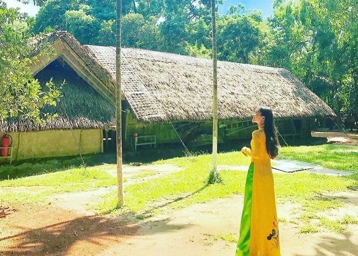 HƯNG YÊN – CỬA LÒ – QUÊ BÁC – HƯNG YÊN>