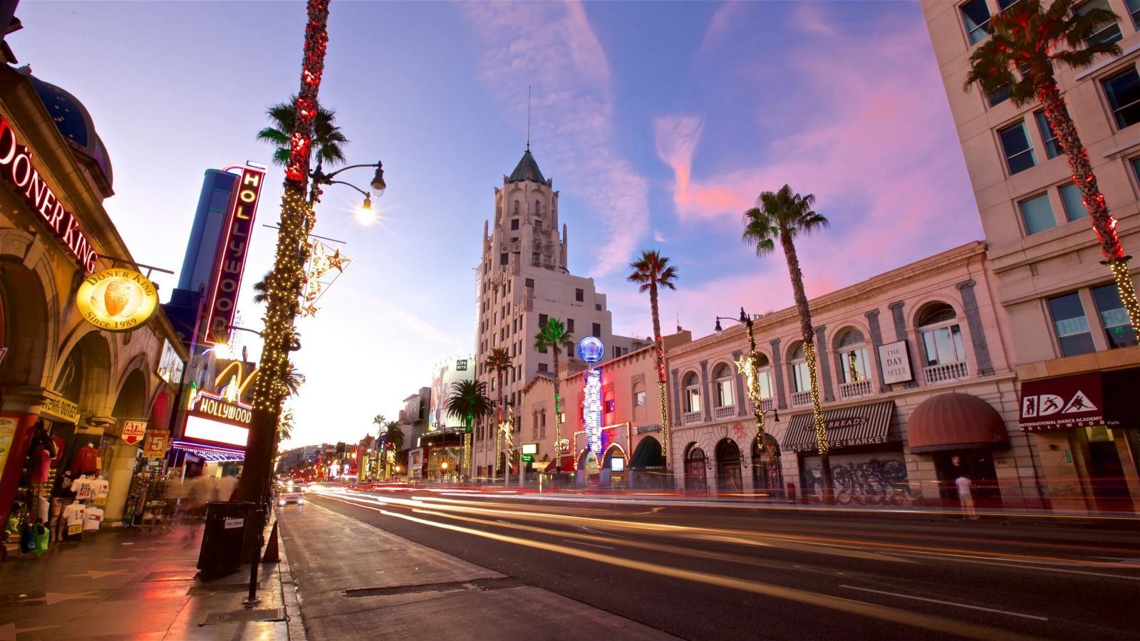 Tour Mỹ Mùa Thu 2025: Tặng Vé Universal>